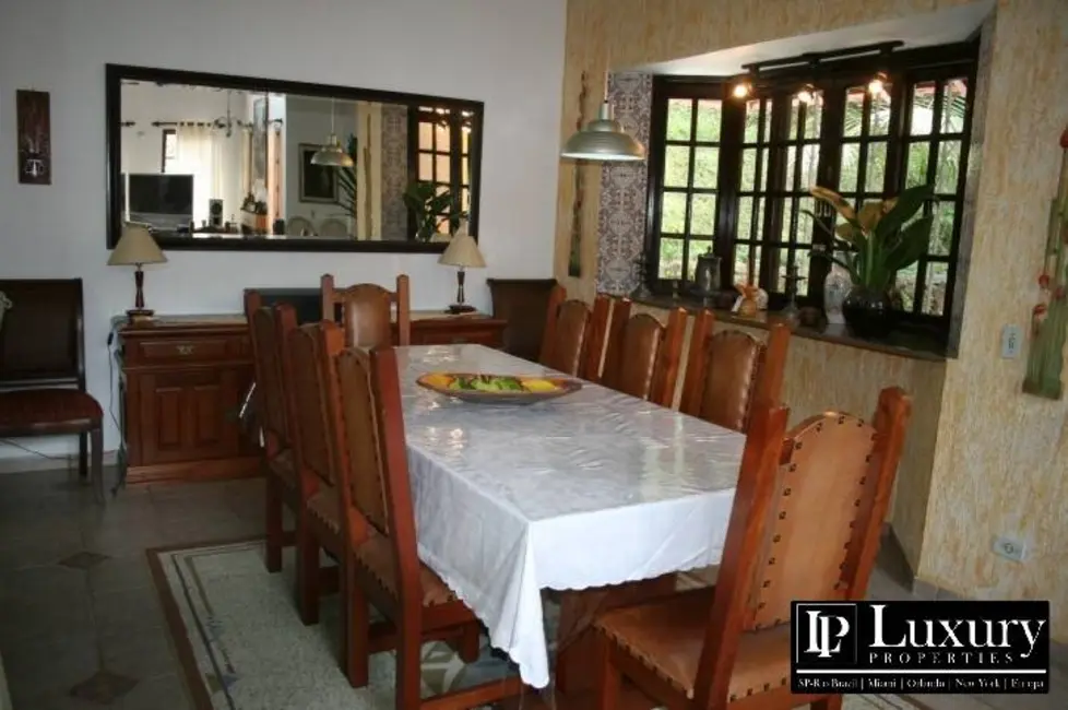 Foto 5 de Casa de Condomínio com 3 quartos à venda e para alugar, 350m2 em Jardim Petrópolis, Itapecerica Da Serra - SP