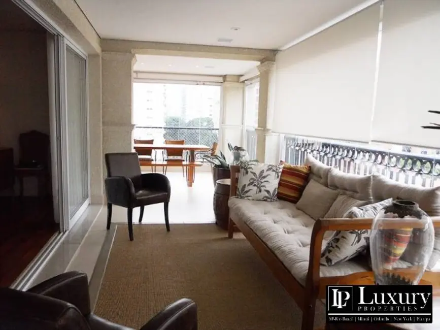 Foto 7 de Apartamento com 3 quartos para alugar, 293m2 em Vila Nova Conceição, São Paulo - SP