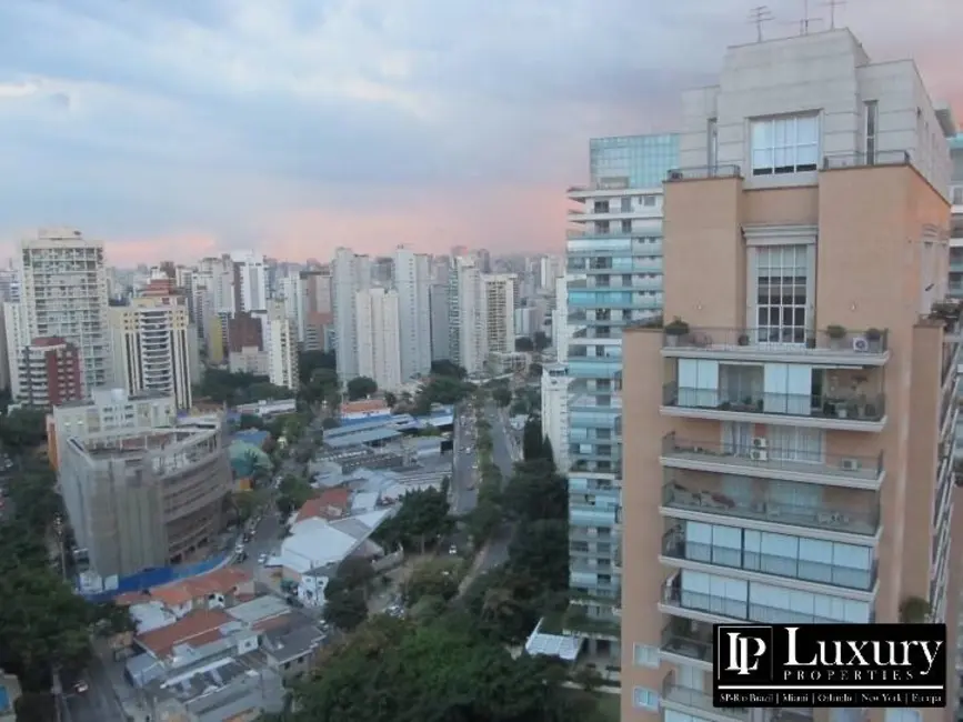 Apartamento com 3 quartos para alugar, 157m2 em Vila Nova Conceição, São Paulo - SP - imagem 7 Foto 7 de Apartamento com 3 quartos para alugar, 157m2 em Vila Nova Conceição, São Paulo - SP