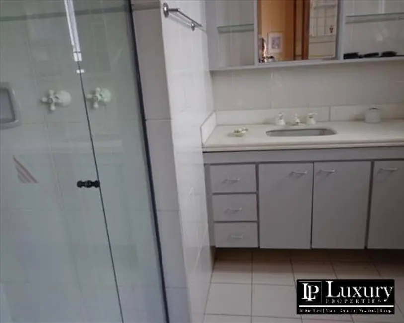 Apartamento com 4 quartos à venda, 278m2 em Alto de Pinheiros, São Paulo - SP - imagem 6 Foto 6 de Apartamento com 4 quartos à venda, 278m2 em Alto de Pinheiros, São Paulo - SP