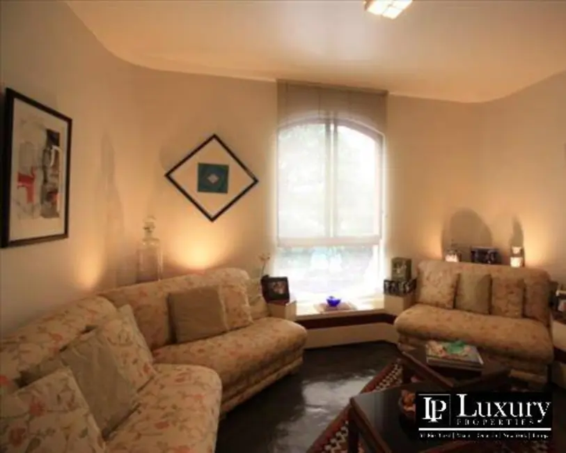 Apartamento com 4 quartos à venda e para alugar, 260m2 em Alto de Pinheiros, São Paulo - SP - imagem 5 Foto 5 de Apartamento com 4 quartos à venda e para alugar, 260m2 em Alto de Pinheiros, São Paulo - SP