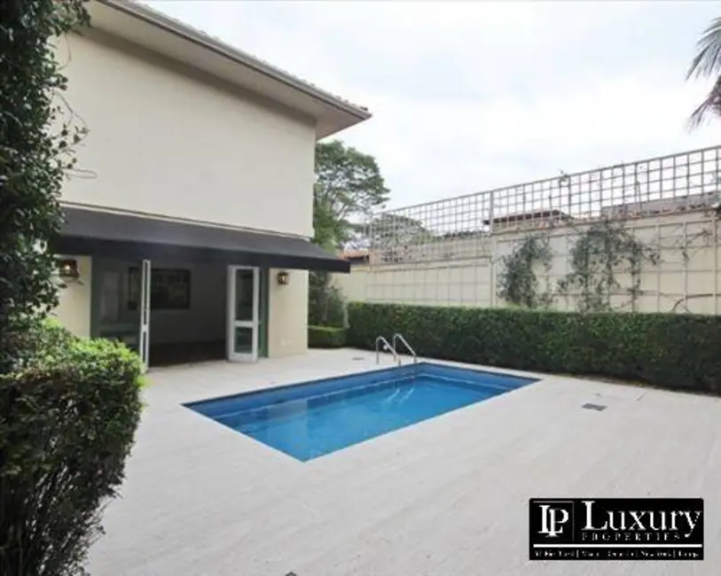 Casa com 4 quartos à venda, 355m2 em Alto de Pinheiros, São Paulo - SP - imagem 4 Foto 4 de Casa com 4 quartos à venda, 355m2 em Alto de Pinheiros, São Paulo - SP