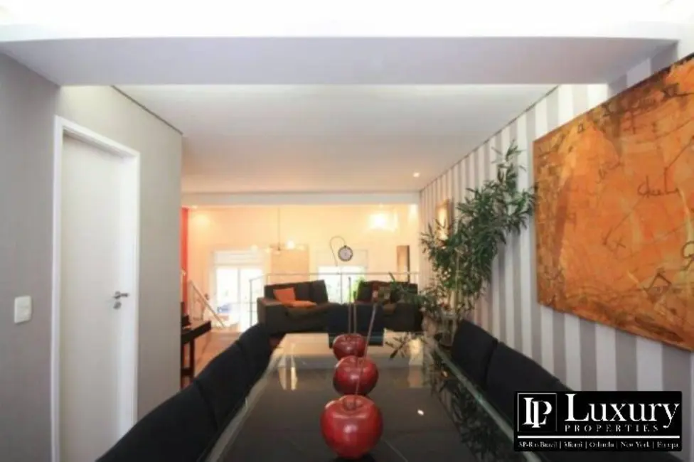 Foto 9 de Casa de Condomínio com 3 quartos à venda, 305m2 em Alto de Pinheiros, São Paulo - SP