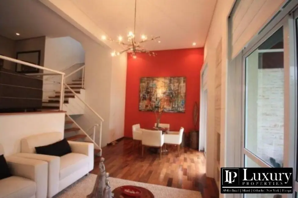 Foto 3 de Casa de Condomínio com 3 quartos à venda, 305m2 em Alto de Pinheiros, São Paulo - SP