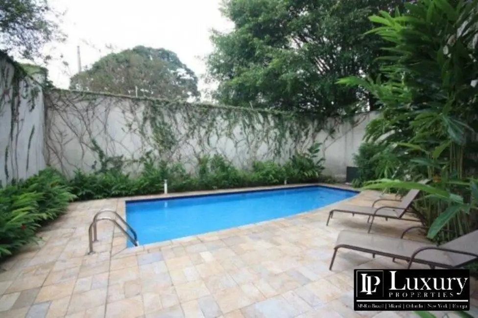 Foto 2 de Casa de Condomínio com 3 quartos à venda, 305m2 em Alto de Pinheiros, São Paulo - SP