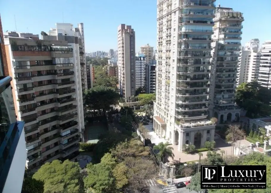 Foto 2 de Apartamento com 4 quartos para alugar, 295m2 em Vila Nova Conceição, São Paulo - SP