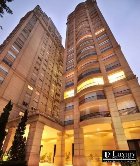 Foto 3 de Apartamento com 4 quartos para alugar, 319m2 em Vila Nova Conceição, São Paulo - SP