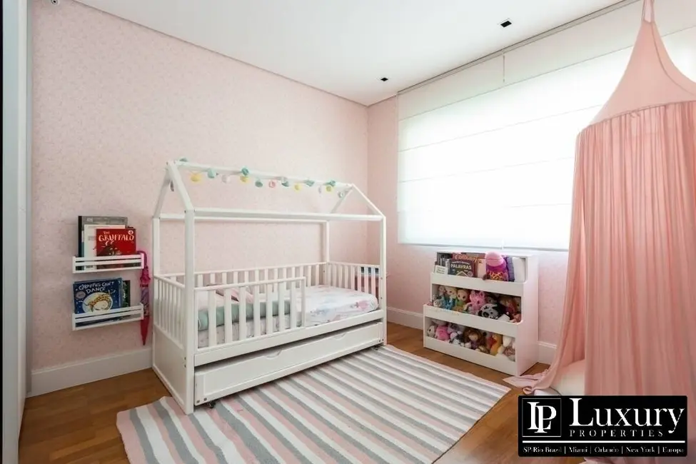 Apartamento com 3 quartos à venda, 274m2 em Itaim Bibi, São Paulo - SP - imagem 4 Foto 4 de Apartamento com 3 quartos à venda, 274m2 em Itaim Bibi, São Paulo - SP