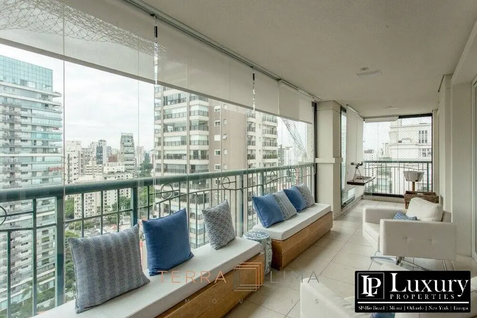 Foto 2 de Apartamento com 3 quartos à venda e para alugar, 311m2 em Vila Nova Conceição, São Paulo - SP