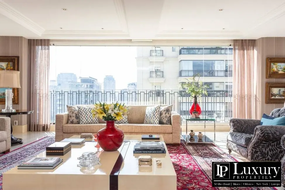 Foto 2 de Apartamento com 3 quartos à venda, 367m2 em Itaim Bibi, São Paulo - SP