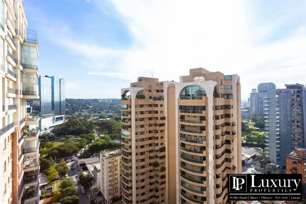 Apartamento com 3 quartos à venda, 367m2 em Itaim Bibi, São Paulo - SP - imagem 4 Foto 4 de Apartamento com 3 quartos à venda, 367m2 em Itaim Bibi, São Paulo - SP