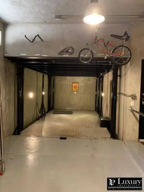 Casa de Condomínio com 7 quartos à venda em Tamboré, Santana De Parnaiba - SP - imagem 7 Foto 7 de Casa de Condomínio com 7 quartos à venda em Tamboré, Santana De Parnaiba - SP