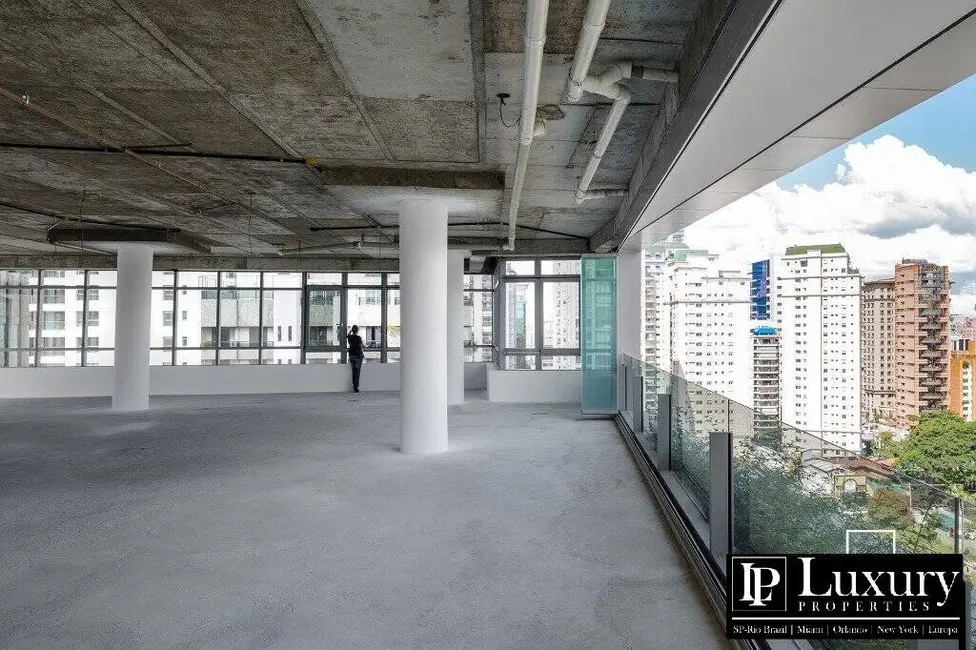 Foto 3 de Cobertura com 7 quartos à venda, 1145m2 em Itaim Bibi, São Paulo - SP