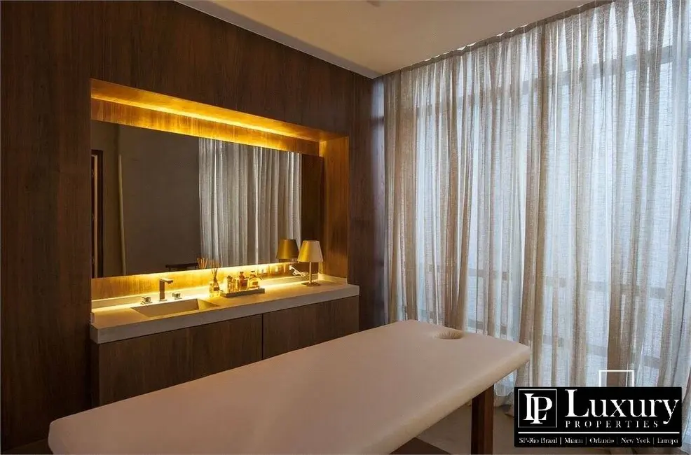 Foto 7 de Apartamento com 4 quartos à venda em Itaim Bibi, São Paulo - SP