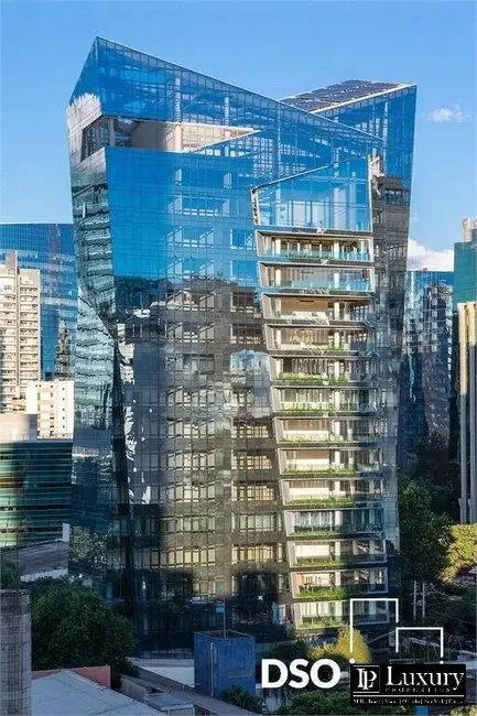 Foto 8 de Apartamento com 4 quartos à venda em Itaim Bibi, São Paulo - SP