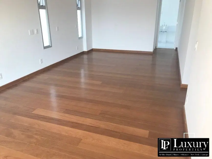 Foto 9 de Apartamento com 4 quartos à venda, 322m2 em Itaim Bibi, São Paulo - SP