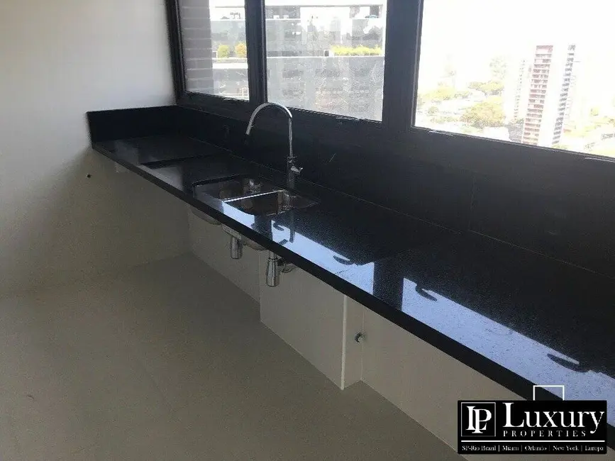 Foto 7 de Apartamento com 4 quartos à venda, 322m2 em Itaim Bibi, São Paulo - SP