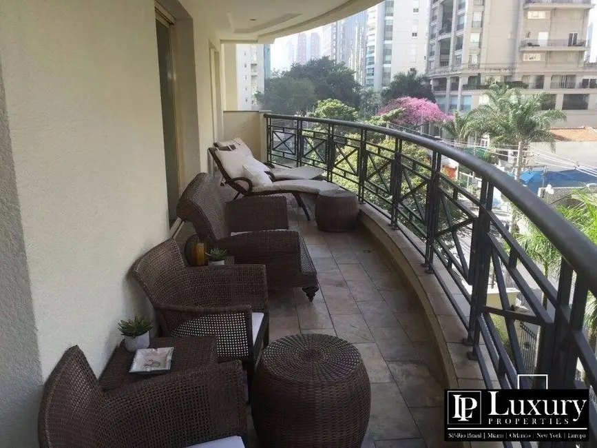 Apartamento com 4 quartos à venda, 295m2 em Itaim Bibi, São Paulo - SP - imagem 1 Foto 1 de Apartamento com 4 quartos à venda, 295m2 em Itaim Bibi, São Paulo - SP