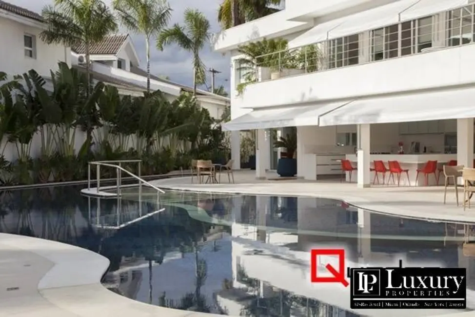 Foto 5 de Casa com 9 quartos à venda, 1535m2 em Tabatinga, Caraguatatuba - SP