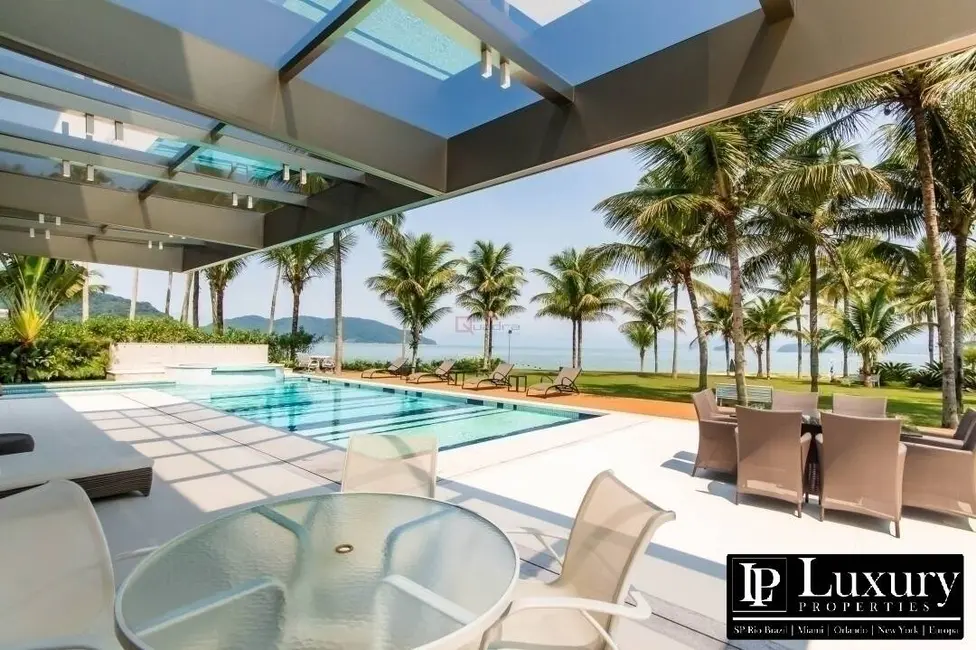 Foto 8 de Casa com 8 quartos à venda, 647m2 em Tabatinga, Caraguatatuba - SP
