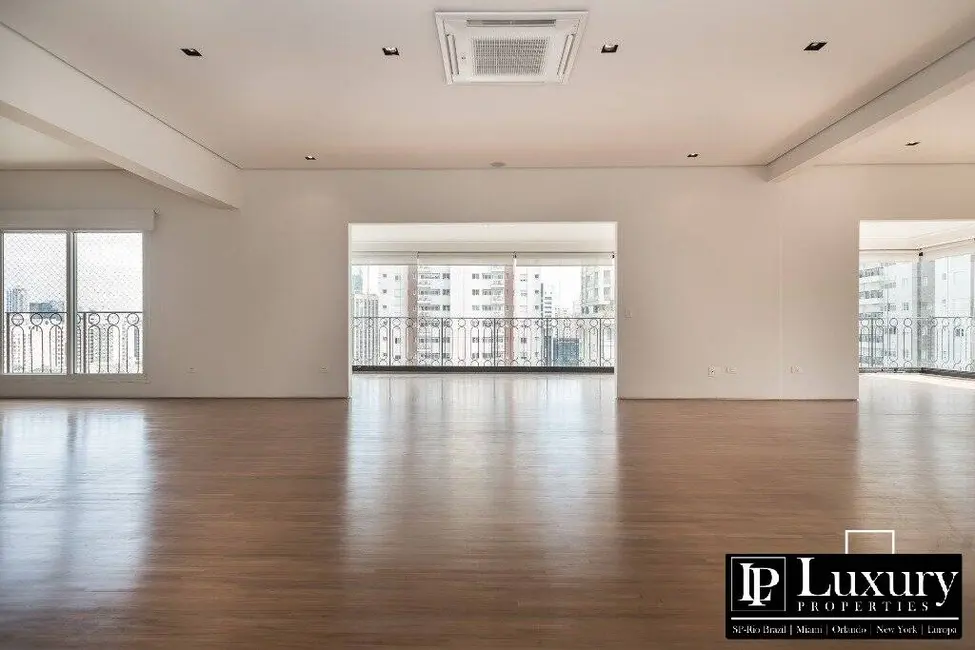 Foto 8 de Apartamento com 4 quartos à venda, 276m2 em Itaim Bibi, São Paulo - SP