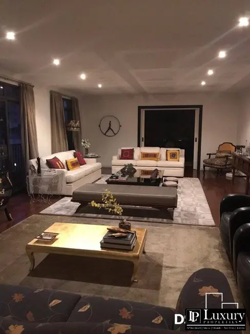 Apartamento com 4 quartos à venda, 350m2 em Itaim Bibi, São Paulo - SP - imagem 2 Foto 2 de Apartamento com 4 quartos à venda, 350m2 em Itaim Bibi, São Paulo - SP