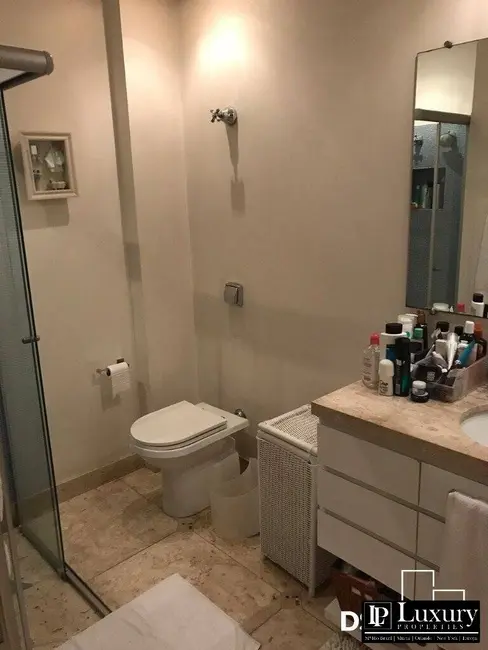 Apartamento com 4 quartos à venda, 350m2 em Itaim Bibi, São Paulo - SP - imagem 5 Foto 5 de Apartamento com 4 quartos à venda, 350m2 em Itaim Bibi, São Paulo - SP