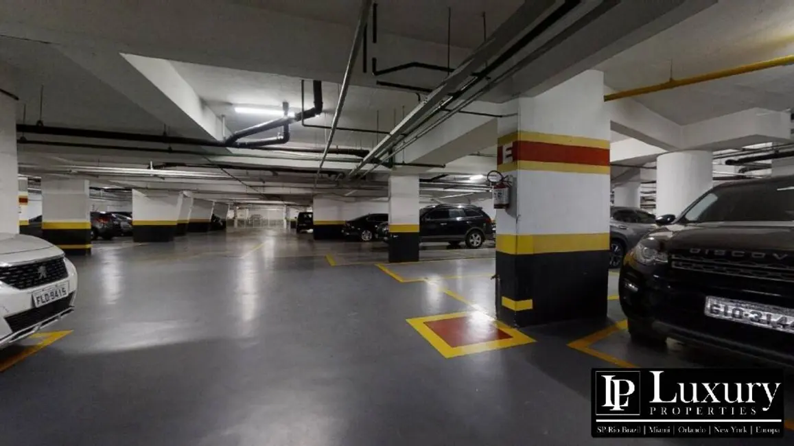 Apartamento com 2 quartos à venda, 151m2 em Vila Nova Conceição, São Paulo - SP - imagem 7 Foto 7 de Apartamento com 2 quartos à venda, 151m2 em Vila Nova Conceição, São Paulo - SP