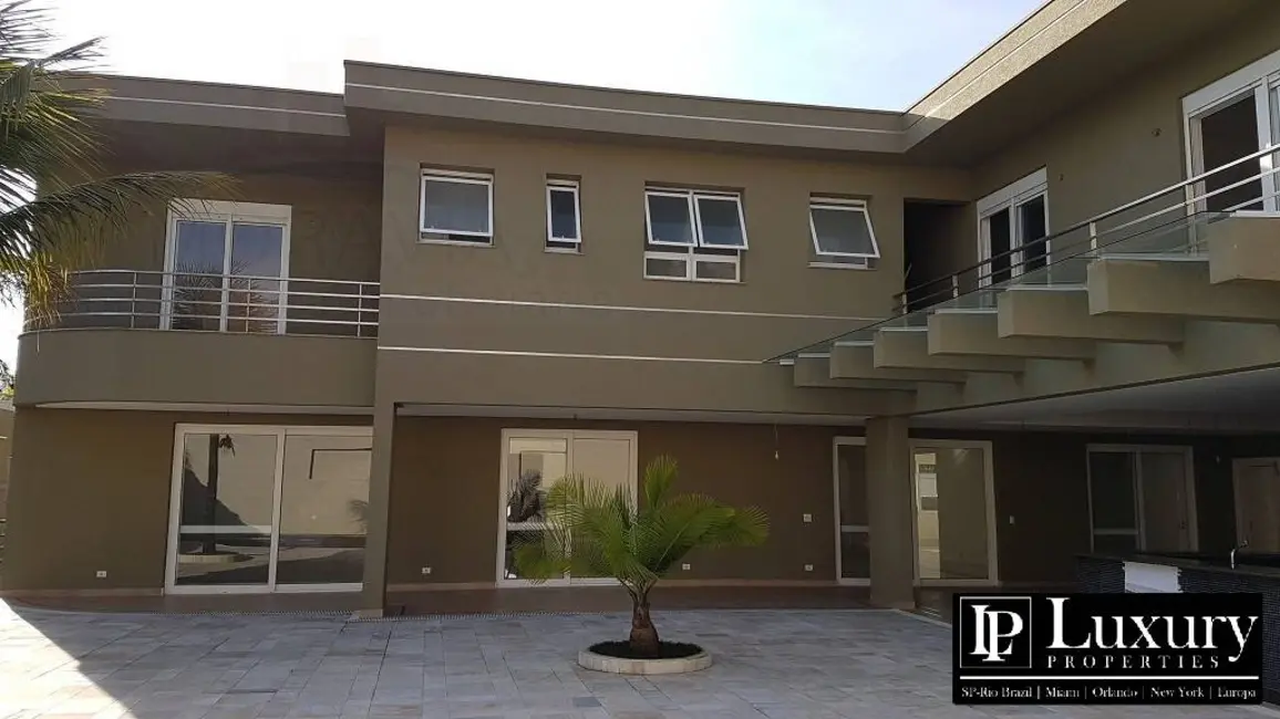 Foto 3 de Casa de Condomínio com 6 quartos à venda, 1360m2 em Barueri - SP