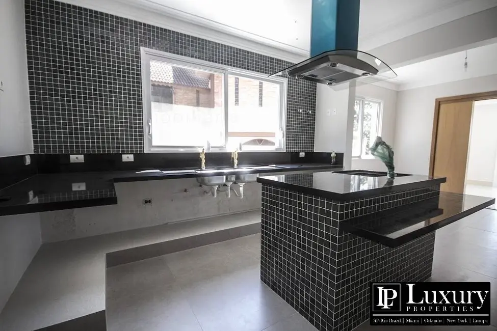 Casa de Condomínio com 5 quartos à venda e para alugar, 1000m2 em Barueri - SP - imagem 9 Foto 9 de Casa de Condomínio com 5 quartos à venda e para alugar, 1000m2 em Barueri - SP