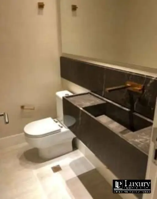 Apartamento com 4 quartos à venda, 170m2 em Moema, São Paulo - SP - imagem 7 Foto 7 de Apartamento com 4 quartos à venda, 170m2 em Moema, São Paulo - SP