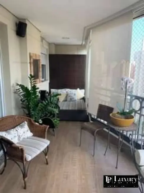 Foto 3 de Apartamento com 3 quartos à venda e para alugar, 127m2 em Moema, São Paulo - SP