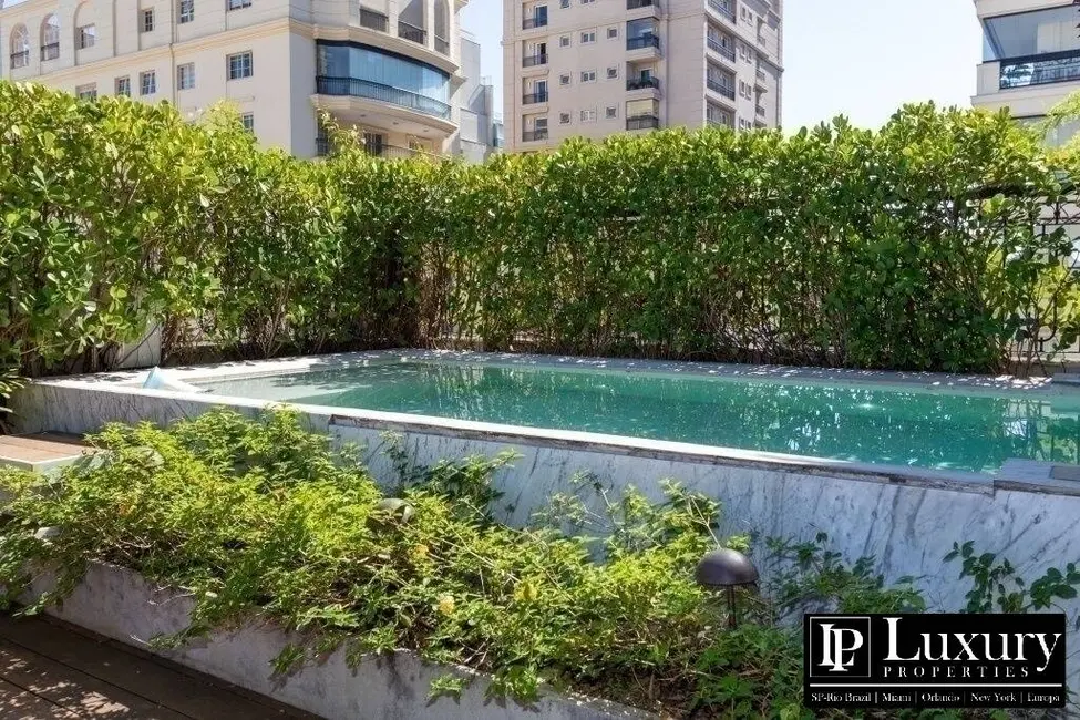 Cobertura com 3 quartos à venda, 400m2 em Vila Nova Conceição, São Paulo - SP - imagem 7 Foto 7 de Cobertura com 3 quartos à venda, 400m2 em Vila Nova Conceição, São Paulo - SP