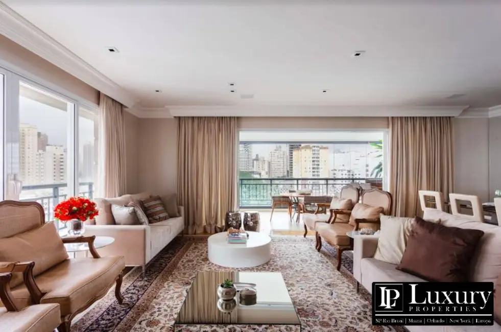 Foto 1 de Apartamento com 4 quartos à venda, 273m2 em Itaim Bibi, São Paulo - SP