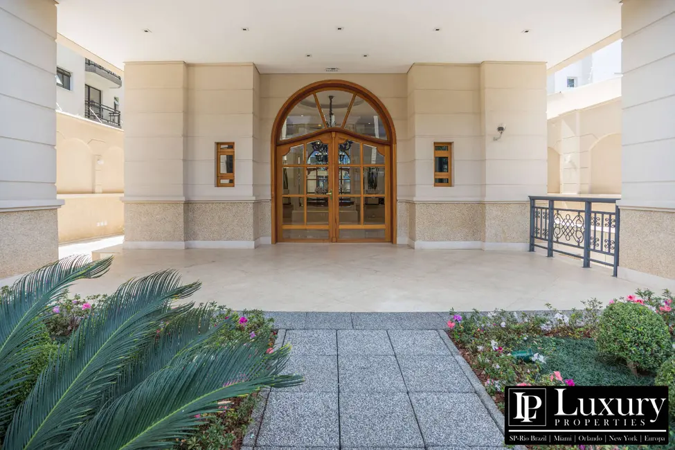 Foto 6 de Apartamento com 4 quartos à venda, 273m2 em Itaim Bibi, São Paulo - SP