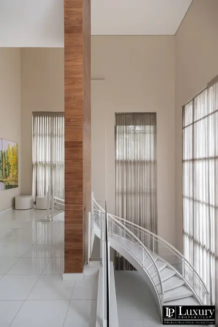 Apartamento com 4 quartos à venda e para alugar, 346m2 em Moema, São Paulo - SP - imagem 6 Foto 6 de Apartamento com 4 quartos à venda e para alugar, 346m2 em Moema, São Paulo - SP