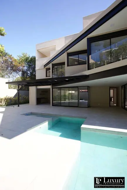 Casa com 5 quartos à venda em Jardim Guedala, São Paulo - SP - imagem 1 Foto 1 de Casa com 5 quartos à venda em Jardim Guedala, São Paulo - SP