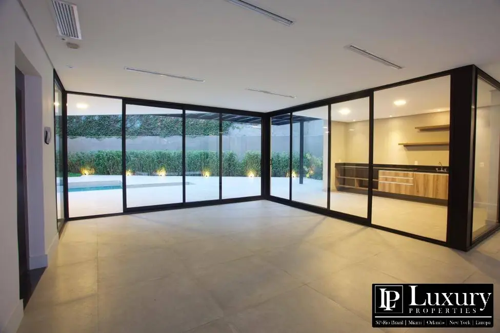 Casa com 5 quartos à venda em Jardim Guedala, São Paulo - SP - imagem 4 Foto 4 de Casa com 5 quartos à venda em Jardim Guedala, São Paulo - SP