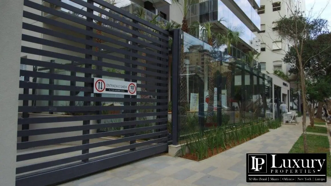 Foto 6 de Apartamento com 3 quartos à venda, 240m2 em Cerqueira César, São Paulo - SP