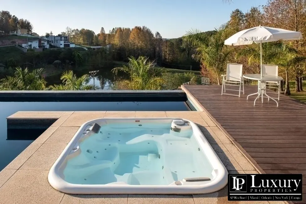 Foto 9 de Casa de Condomínio com 7 quartos à venda e para alugar em Ivoturucaia, Jundiai - SP