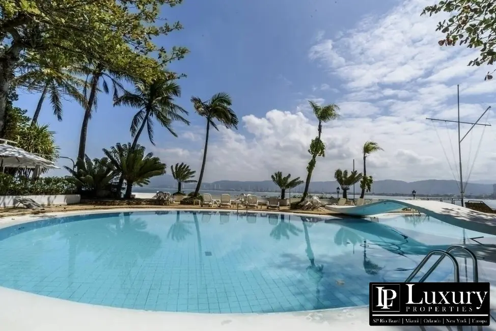 Casa de Condomínio com 3 quartos à venda, 181m2 em Parque Enseada, Guaruja - SP - imagem 3 Foto 3 de Casa de Condomínio com 3 quartos à venda, 181m2 em Parque Enseada, Guaruja - SP