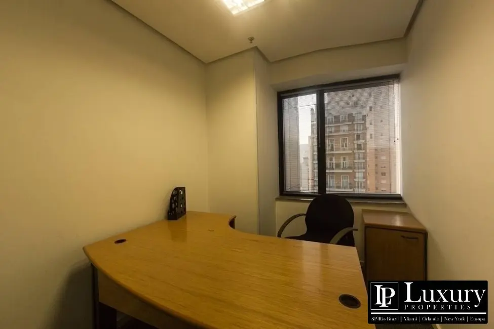 Foto 4 de Sala Comercial para alugar, 150m2 em Itaim Bibi, São Paulo - SP