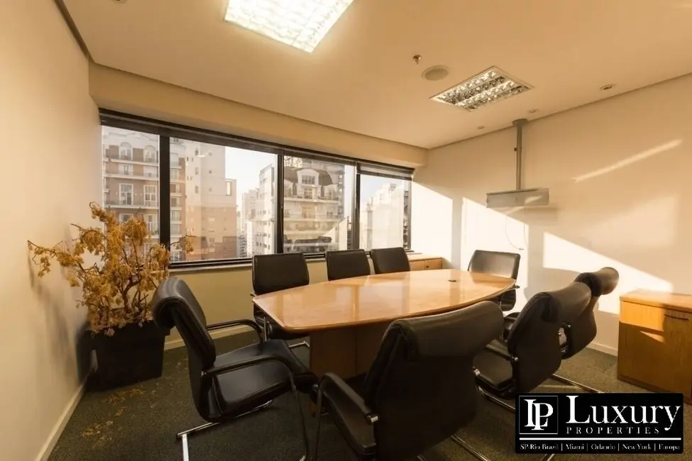Foto 2 de Sala Comercial para alugar, 150m2 em Itaim Bibi, São Paulo - SP