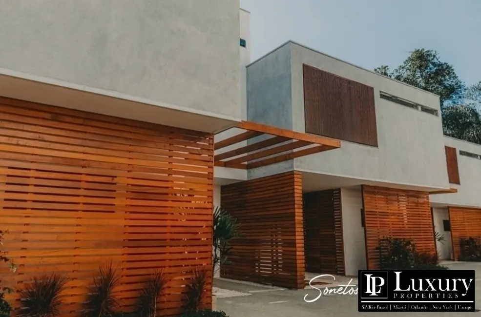 Foto 1 de Casa de Condomínio à venda e para alugar em Sao Sebastiao - SP