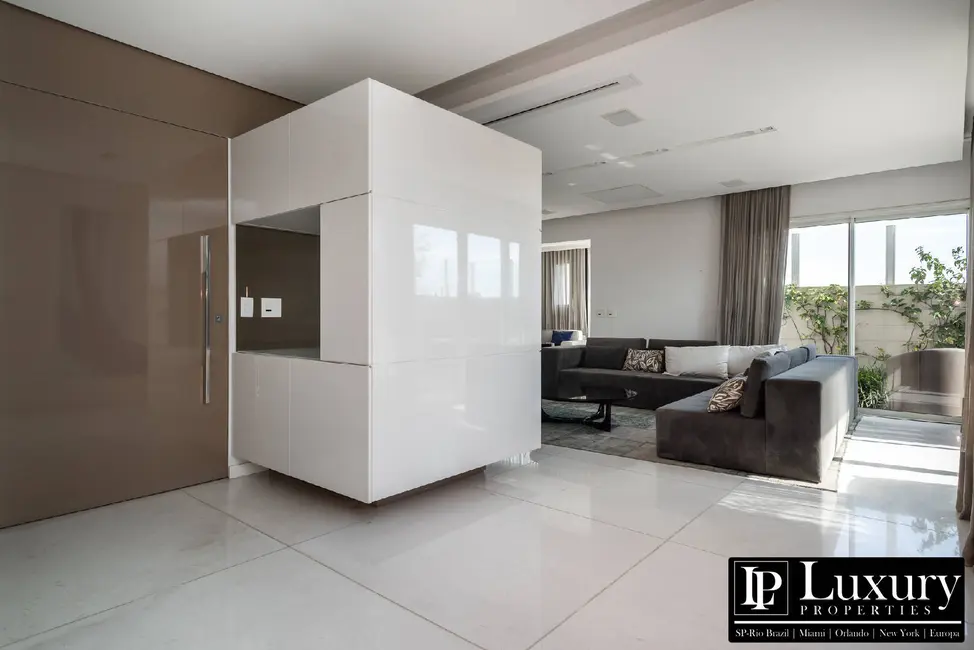 Cobertura com 4 quartos à venda e para alugar, 414m2 em Vila Nova Conceição, São Paulo - SP - imagem 9 Foto 9 de Cobertura com 4 quartos à venda e para alugar, 414m2 em Vila Nova Conceição, São Paulo - SP