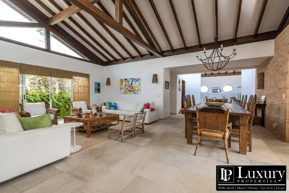 Foto 9 de Casa de Condomínio com 5 quartos à venda em Bertioga - SP