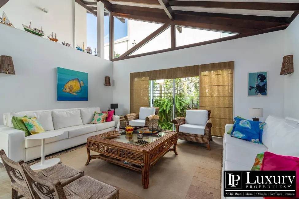 Foto 8 de Casa de Condomínio com 5 quartos à venda em Bertioga - SP