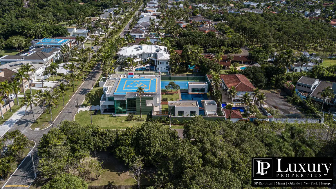 Casa de Condomínio com 7 quartos à venda em Jardim Acapulco, Guaruja - SP - imagem 4 Foto 4 de Casa de Condomínio com 7 quartos à venda em Jardim Acapulco, Guaruja - SP