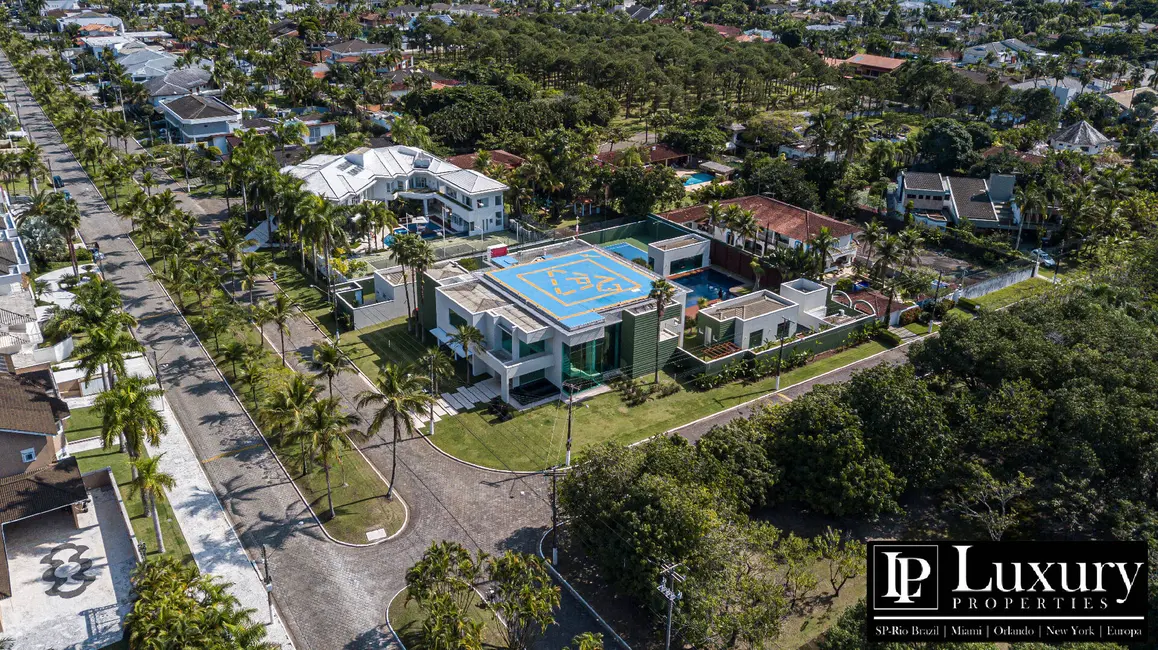 Casa de Condomínio com 7 quartos à venda em Jardim Acapulco, Guaruja - SP - imagem 3 Foto 3 de Casa de Condomínio com 7 quartos à venda em Jardim Acapulco, Guaruja - SP