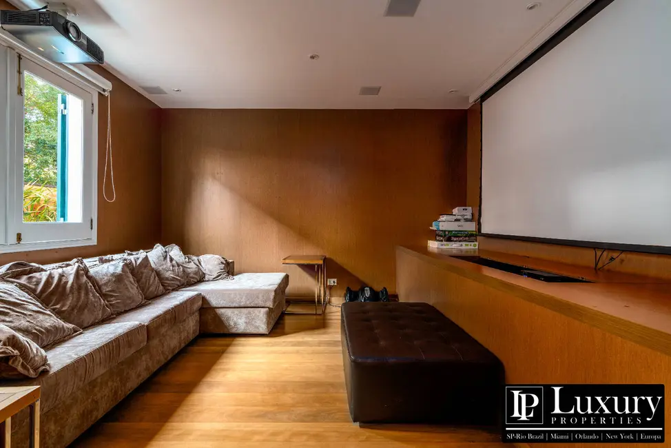 Foto 2 de Casa com 4 quartos à venda em Jardim Paulista, São Paulo - SP